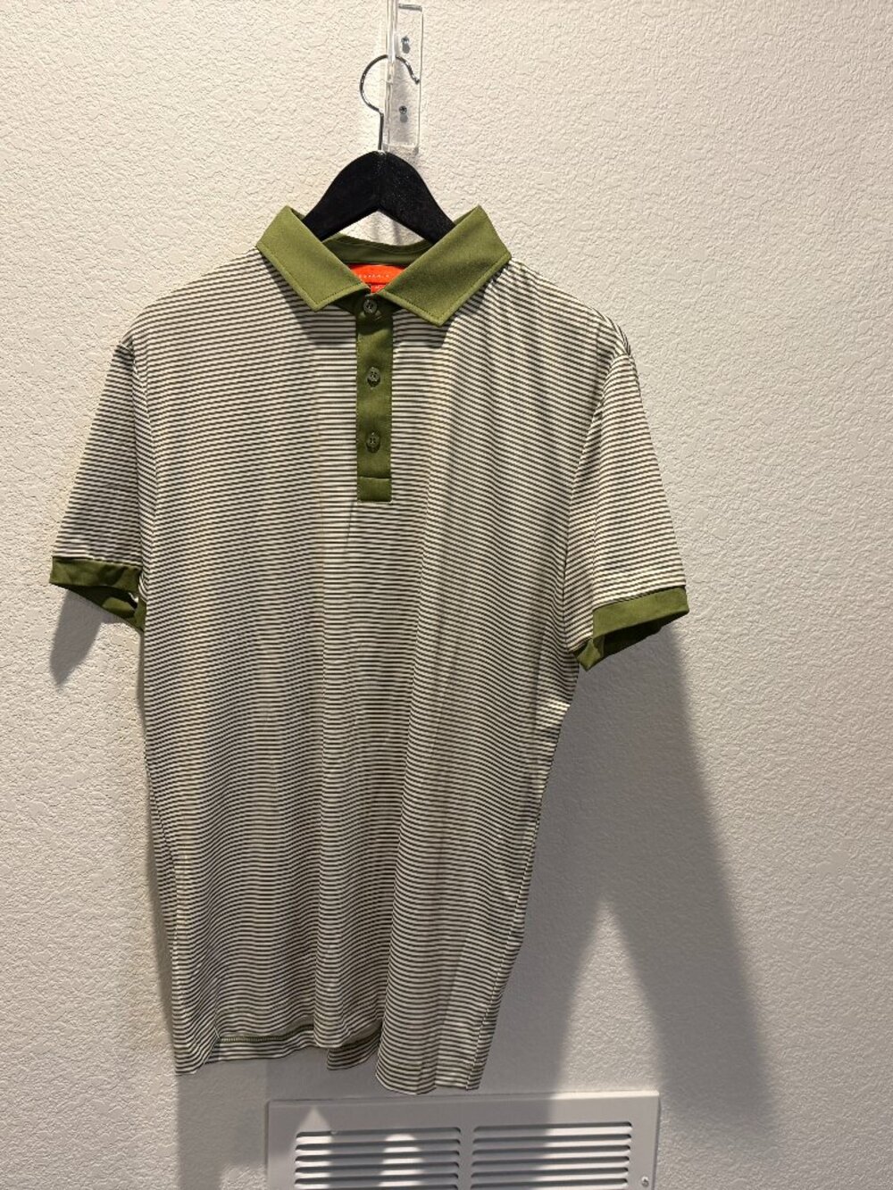 Redvanly Performance Golf Polo Mens Medium (NWOT)